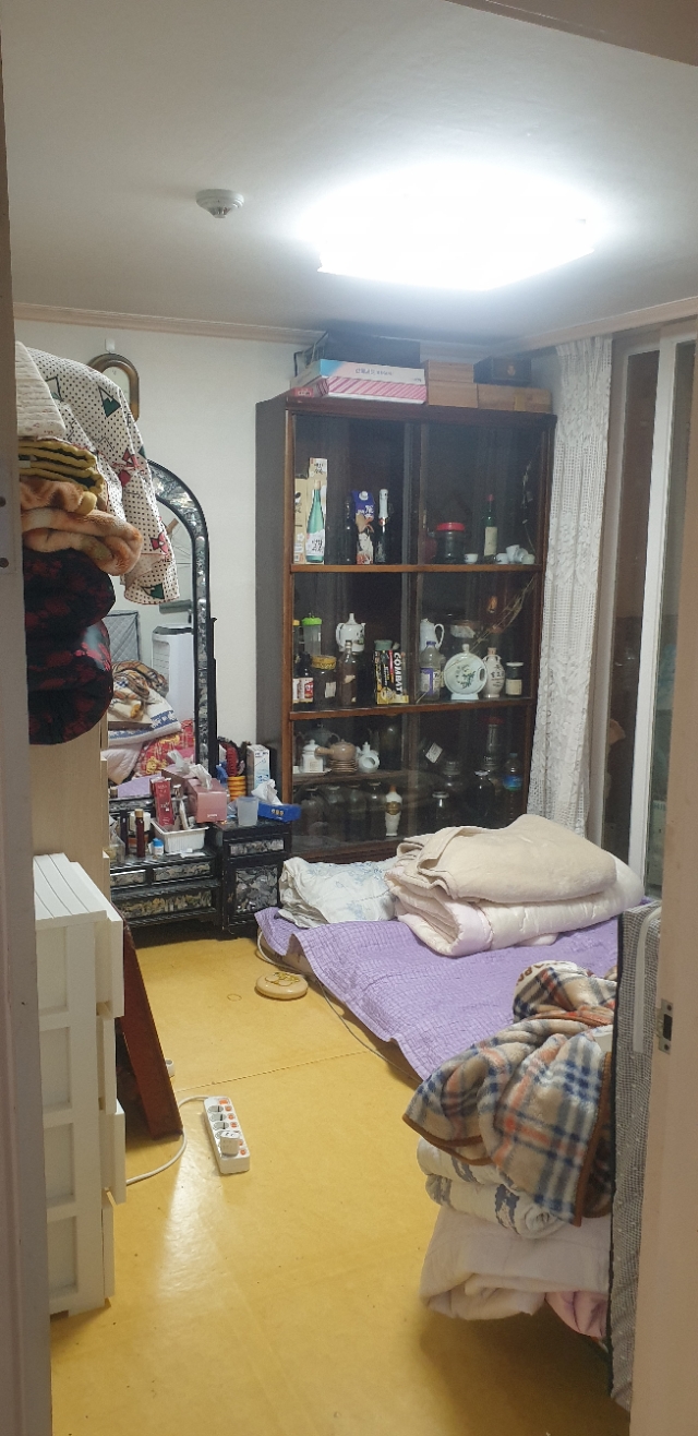 과천시 유품정리 작업 전 현장